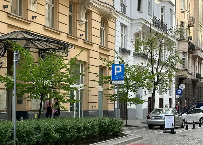 Warsaw Center 110M2